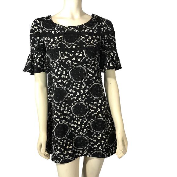 Free People Geo Garden Ruffle Sleeve Mini Dress in black & white size 0 - Picture 4 of 12